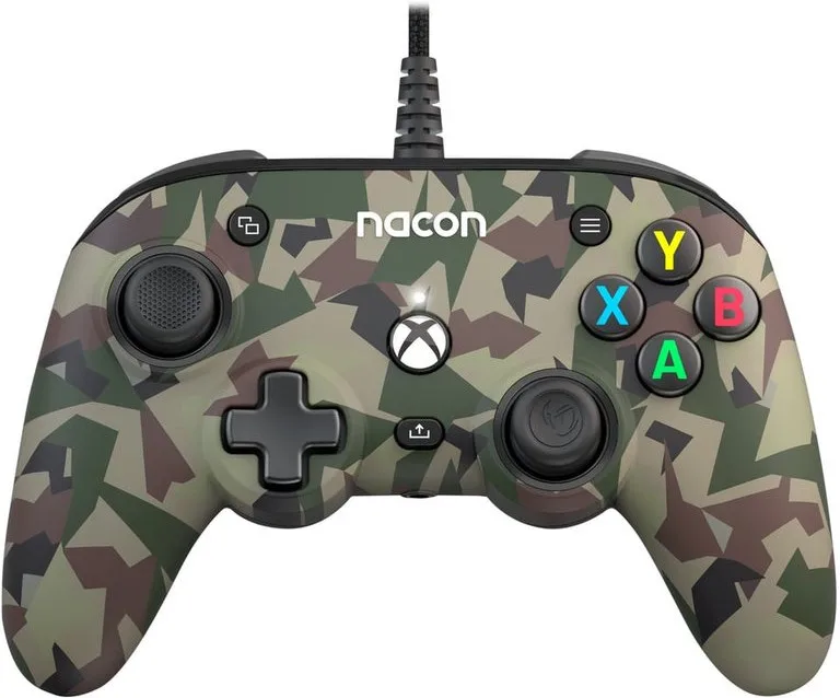 Nacon Pro Compact Wired Controller - Green Camo