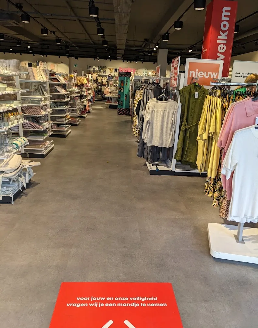 HEMA Apeldoorn Anklaar — foto 5