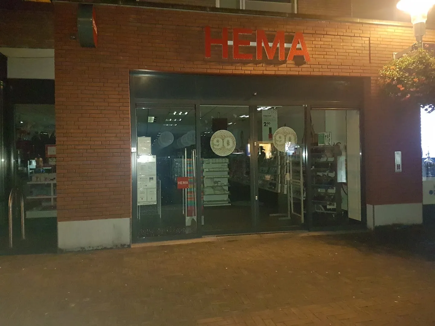 HEMA Apeldoorn  Eglantier — foto 12