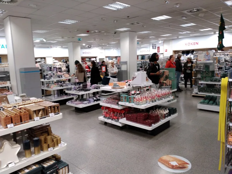 HEMA Maastricht Grote Staat — foto 9