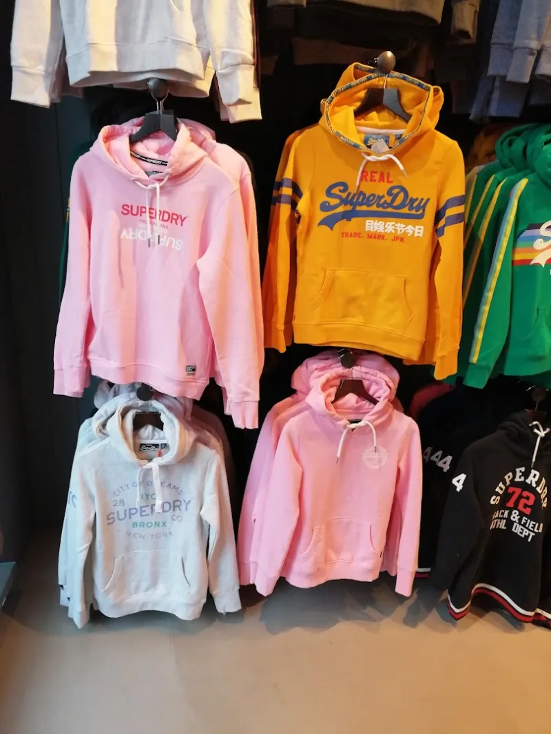 Superdry Batavia Stad — foto 10