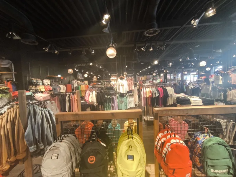 Superdry Roermond — foto 3