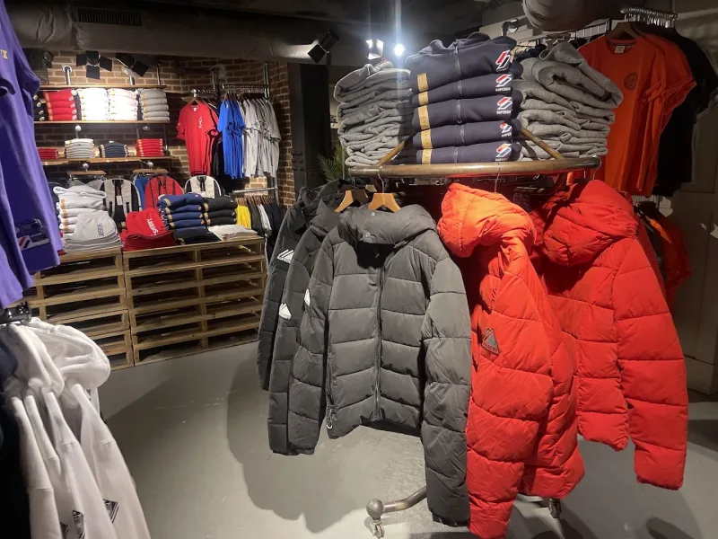 Superdry Roosendaal — foto 7