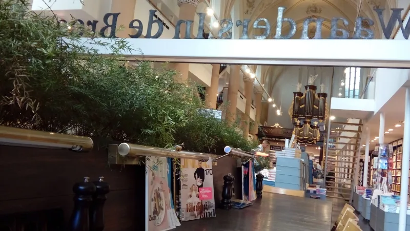 Van der Velde Boeken Zwolle — foto 3