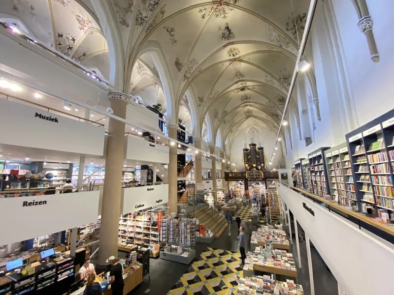Boekhandel Westerhof (Wade) — foto 3