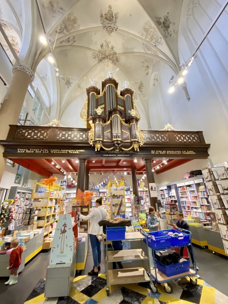 Boekhandel Westerhof (Wade) — foto 4