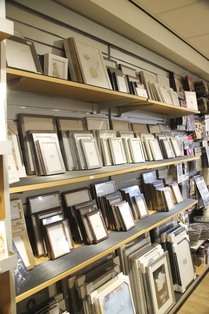 Boek- en Kantoorboekhandel Oonk — foto 8