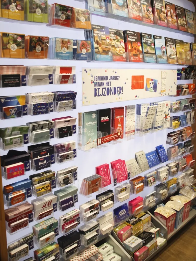 Boek- en Kantoorboekhandel Oonk — foto 9