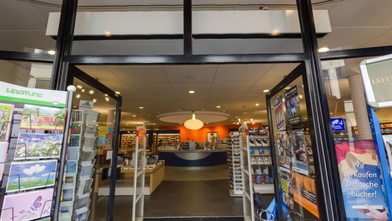 Van der Velde Boeken Sneek — foto 8