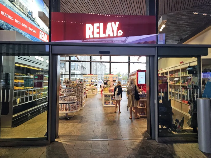 Relay Rotterdam Centraal Hal — foto 5