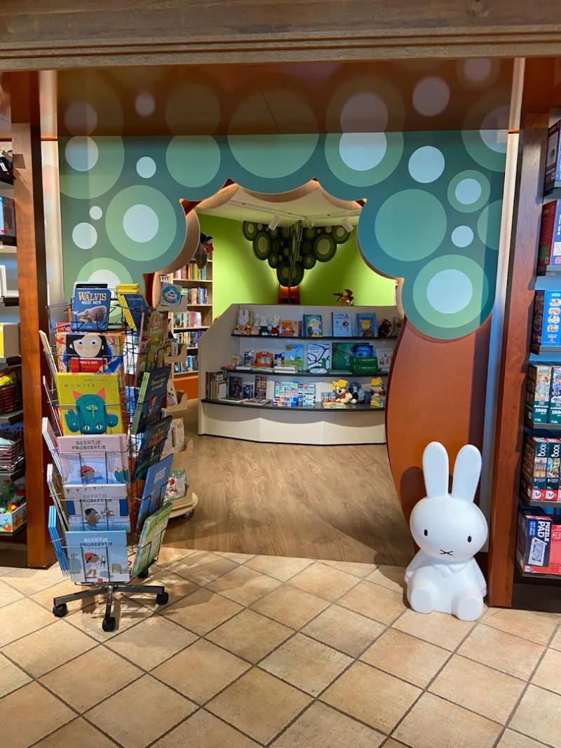 Boekhandel Daan Nijman — foto 8