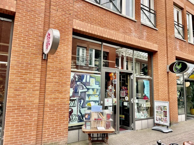 Boekhandel Van der Meer — foto 2