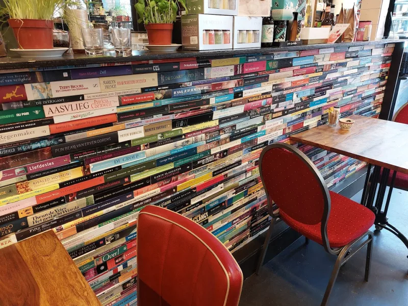 Boekhandel Van der Meer — foto 5