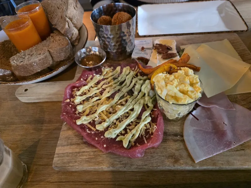 Van der Meer @ Brownies & Downies Katwijk (afhaalpunt, vooraf betaalde bestellingen) — foto 3