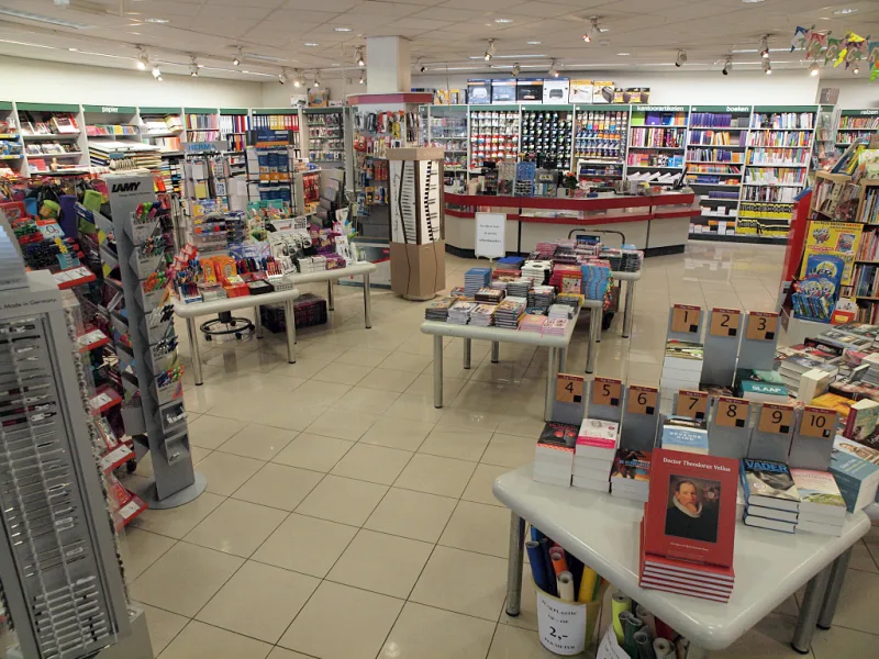 Boekhandel Stumpel Hoorn (Huesmolen) — foto 2