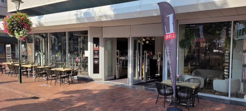 Boekhandel Voorhoeve — foto 3