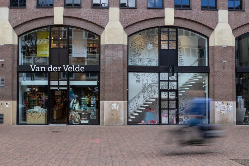Van der Velde Boeken Groningen Grote Markt — foto 3