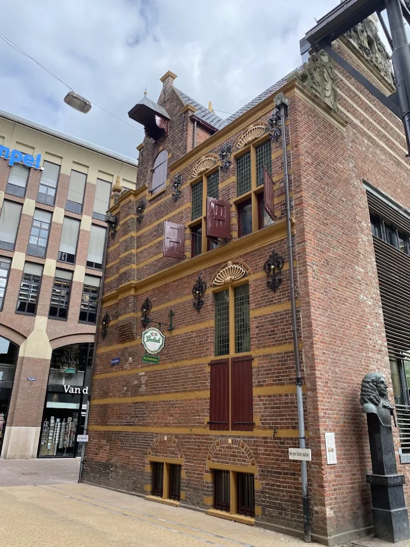 Van der Velde Boeken Groningen Grote Markt — foto 5