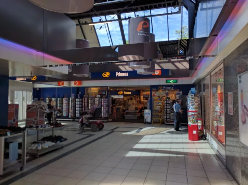 Primera Boekhandel Paddepoel — foto 5