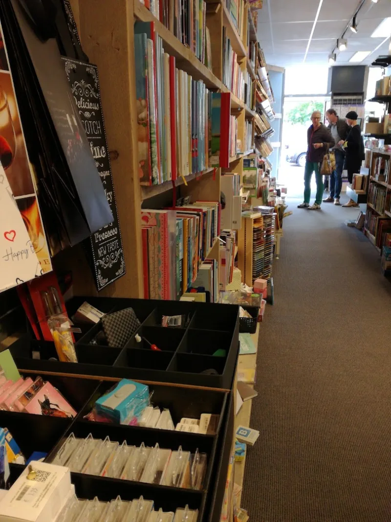 Miek-Kado Boek-Kadoshop — foto 7