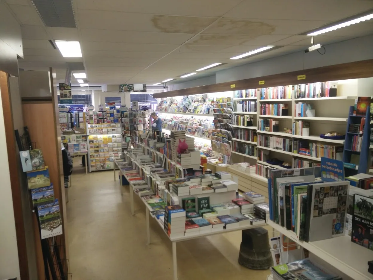 Boekhandel Stumpel Enkhuizen — foto 3
