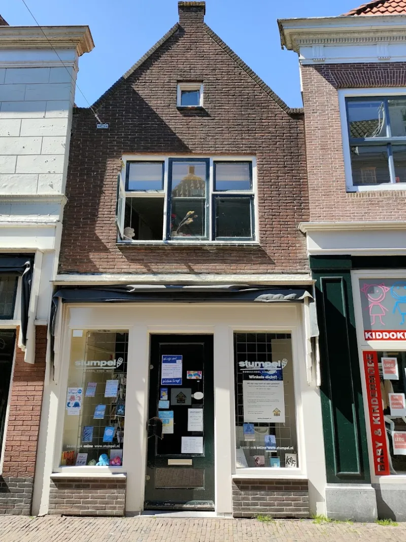 Boekhandel Stumpel Enkhuizen — foto 5