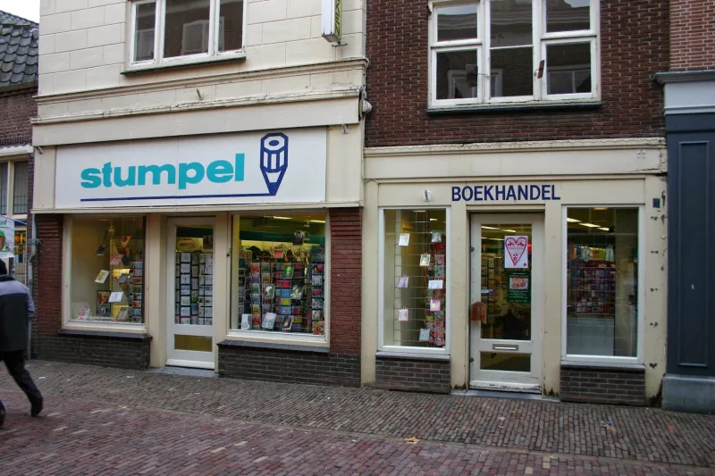 Boekhandel Stumpel Enkhuizen — foto 9