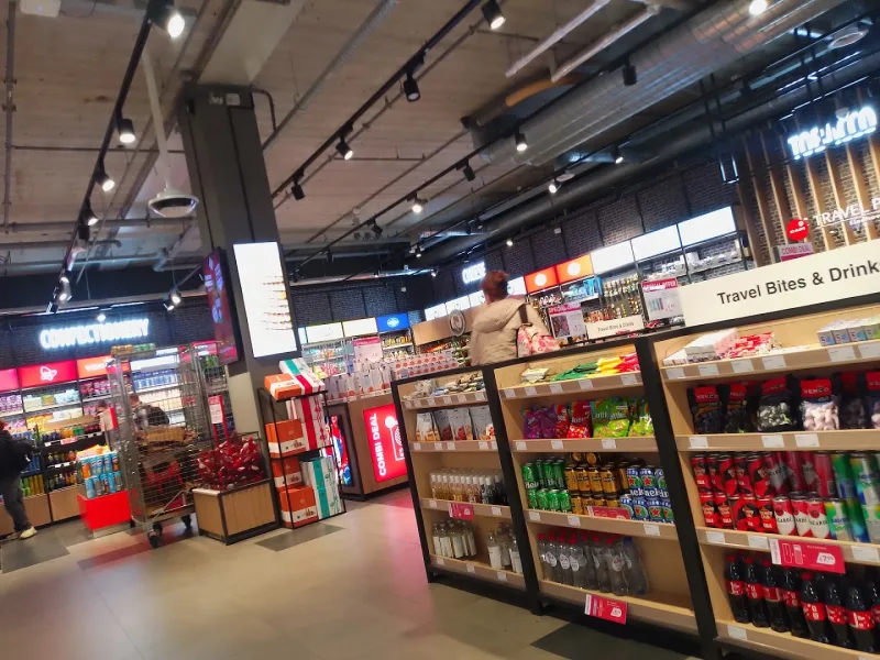 Relay Eindhoven Airport — foto 6