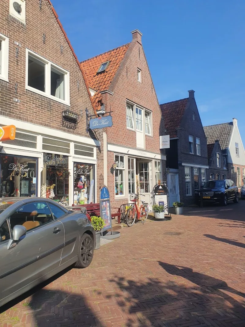 Boekwinkel 't Pakhuys — foto 9