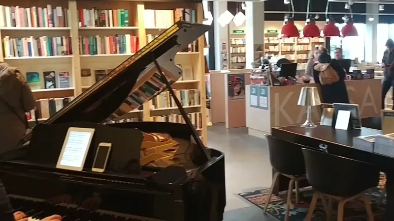 Van der Velde Boeken Drachten — foto 3