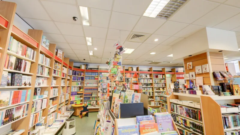 Vos & Van der Leer (Van Eesterenplein) — foto 6