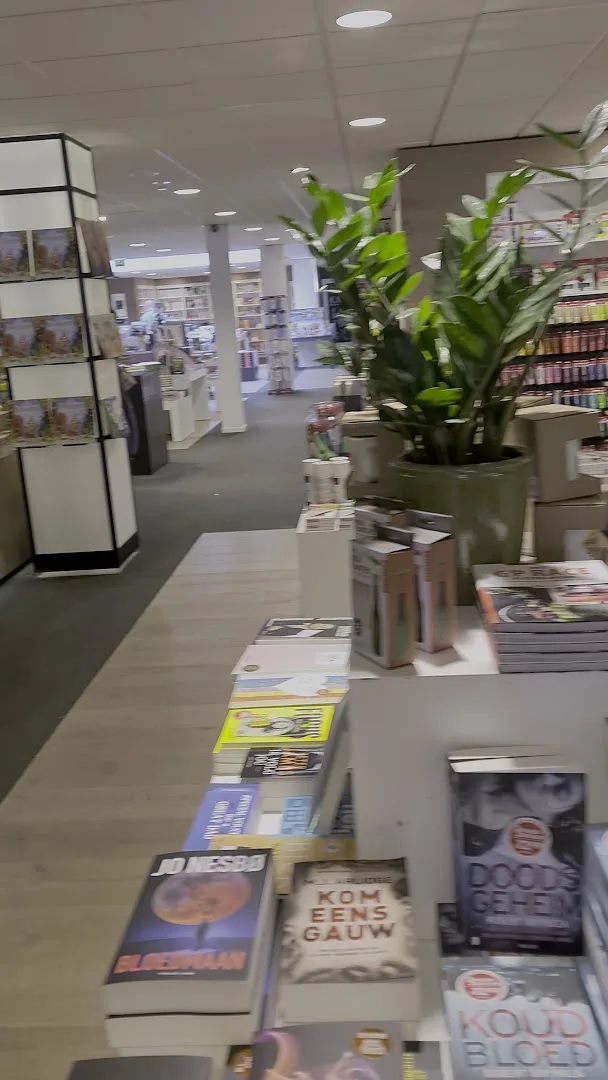 KopGroep Bibliotheken (afhaalpunt Boekhandel Plukker) — foto 3