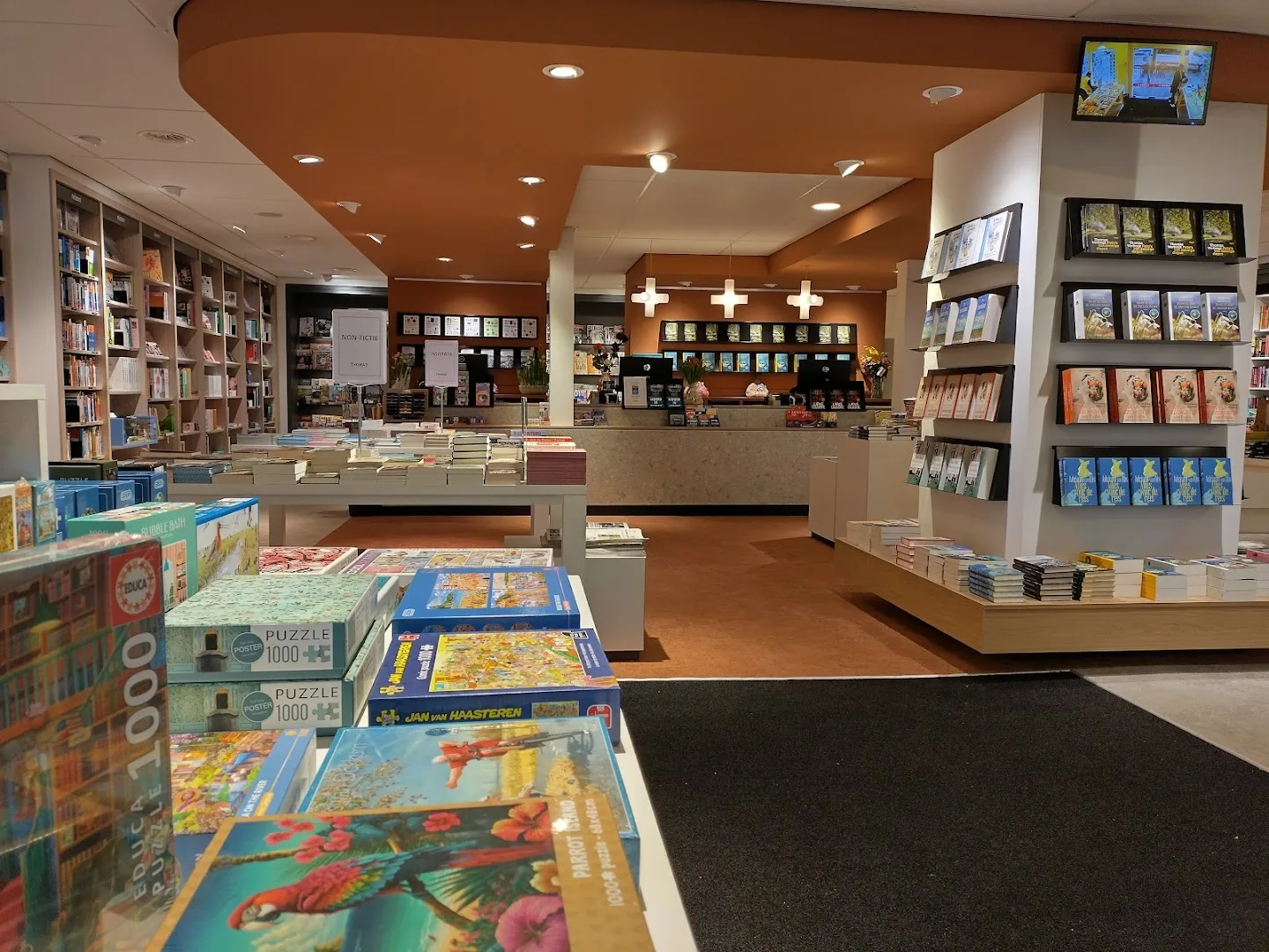 Boekhandel Thomas — foto 3