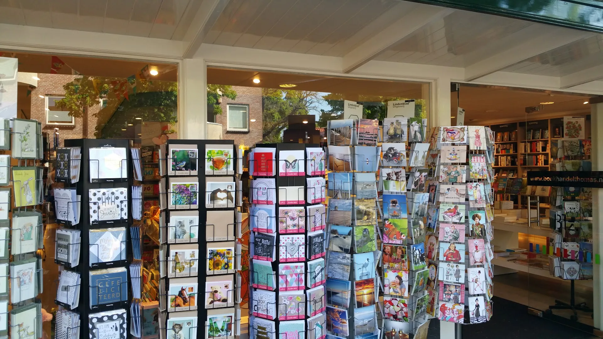 Boekhandel Thomas — foto 4