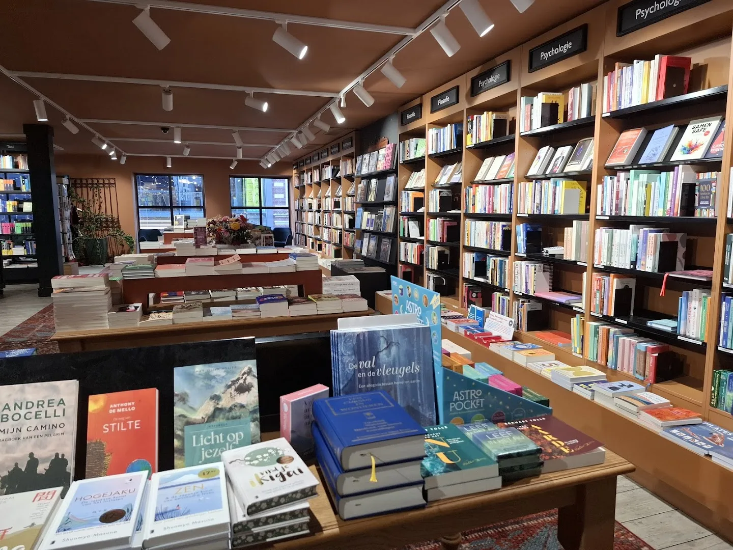 Van der Velde Boeken Assen — foto 6