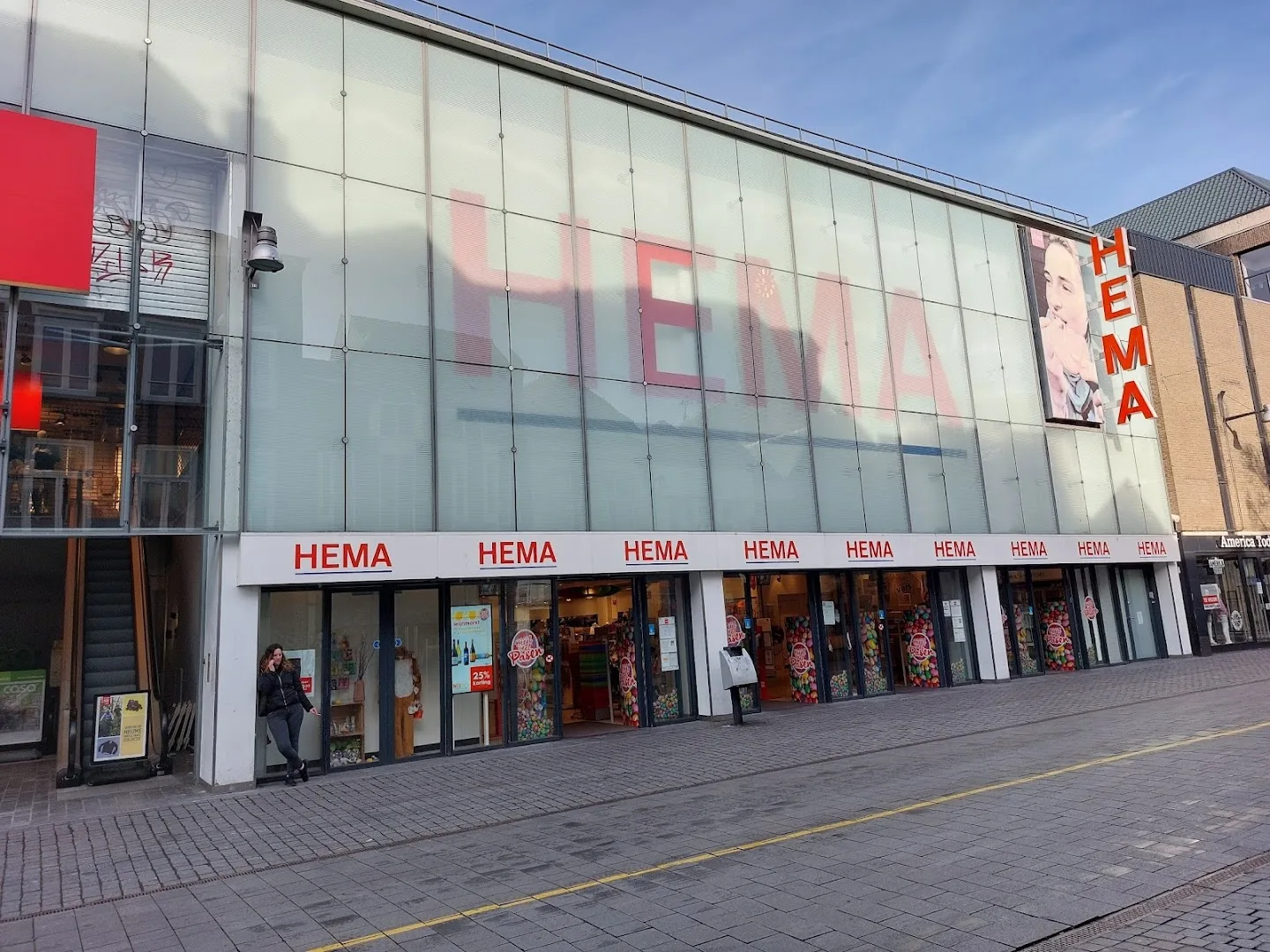 HEMA Breda Eindstraat — foto 5