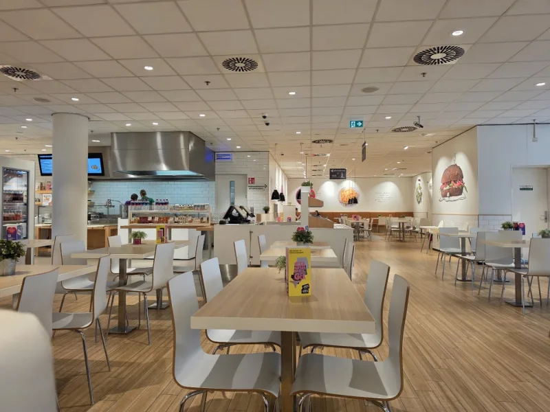 HEMA Breda Eindstraat — foto 3
