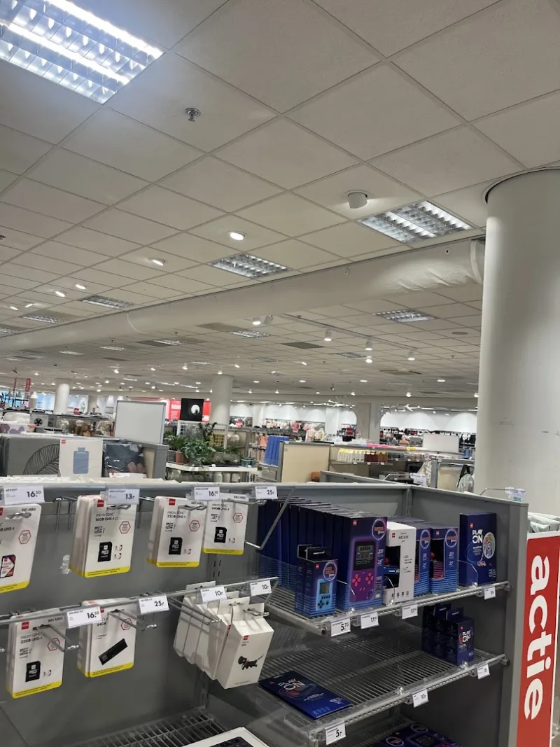 HEMA Breda Eindstraat — foto 12