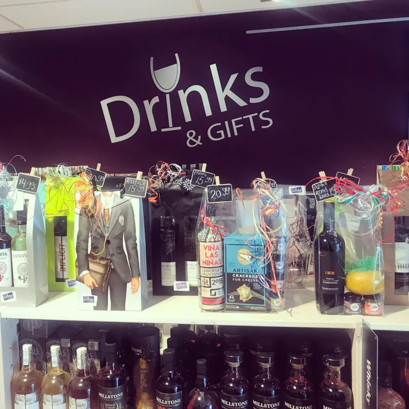 Slijterij Drinks & Gifts — foto 8