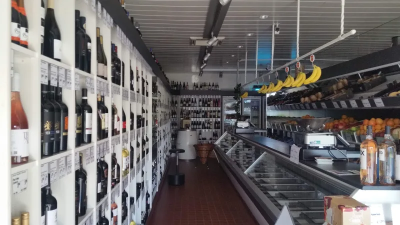 Ton van Koert- Specialist in wijn, groente en fruit — foto 6
