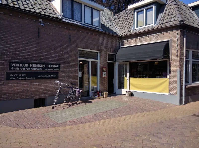 Wijnhandel & Slijterij De Moor — foto 3