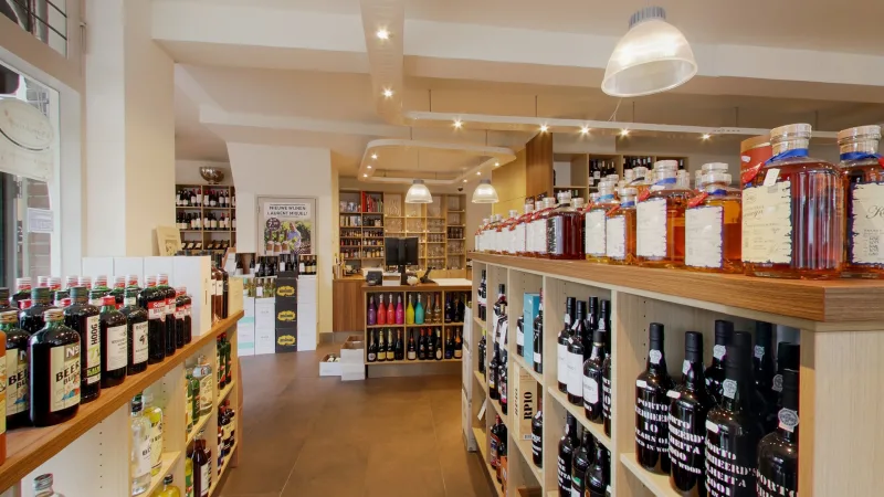 Wijnhandel & Slijterij De Moor — foto 9