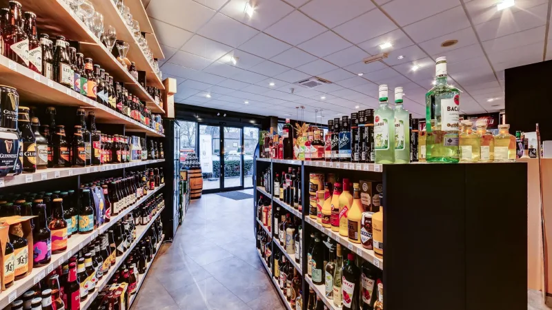 Wijnhandel Slijterij Brouwer Voorthuizen — foto 3