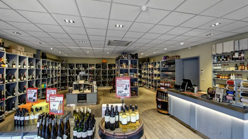 Wijnwinkel en slijterij Poldervaart — foto 8