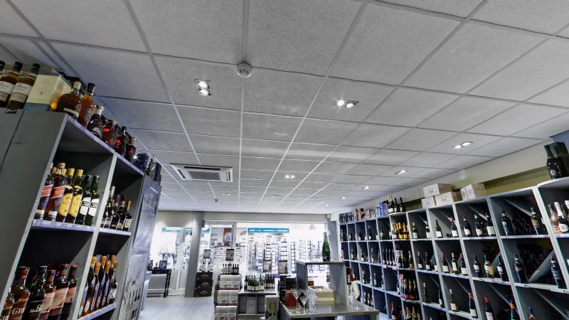 Wijnwinkel en slijterij Poldervaart — foto 9