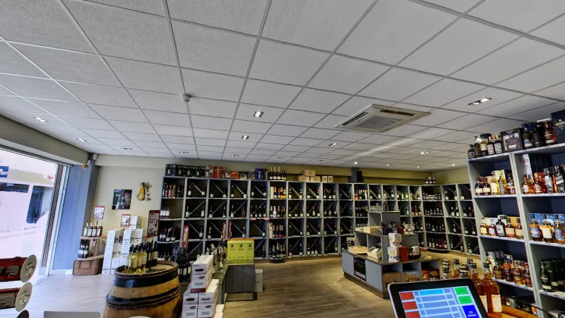 Wijnwinkel en slijterij Poldervaart — foto 10