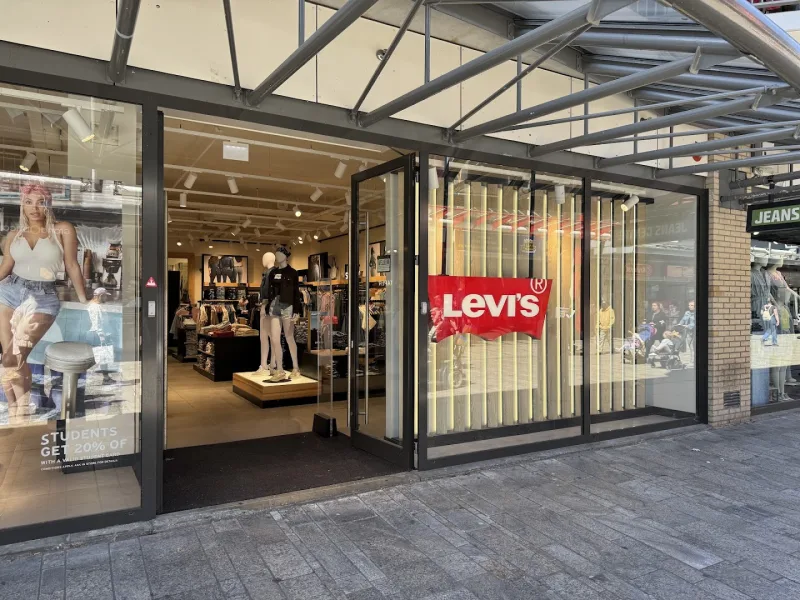 Levi's® Almere — foto 2
