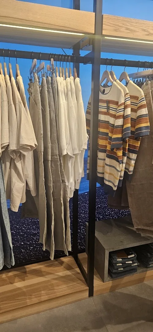 Levi's® Almere — foto 6