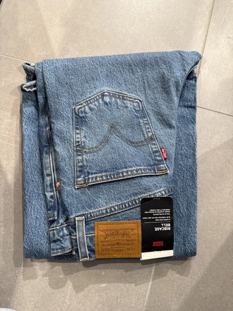 Levi's® Almere — foto 9
