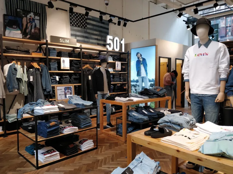 Levi's® Amsterdam Kalverstraat — foto 5